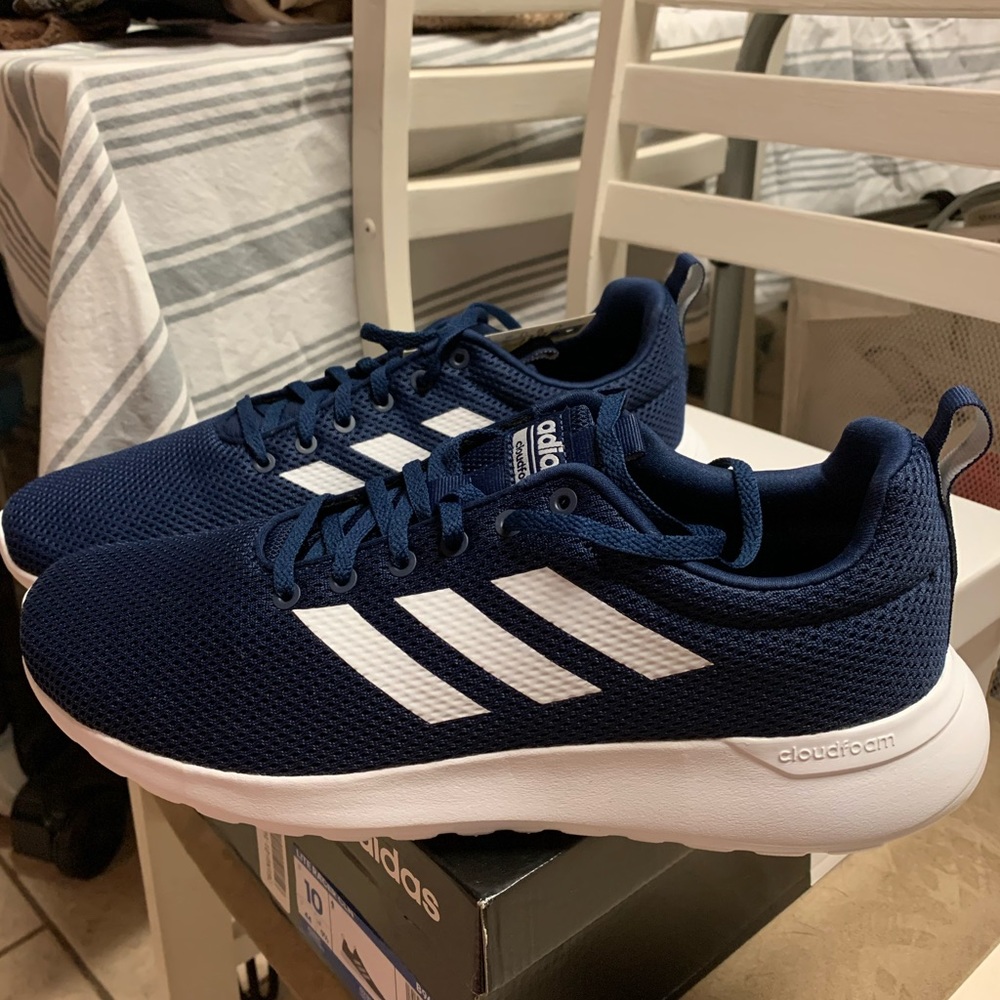 Adidas Cloudfoam Blue Sneakers / Tennis Shoes